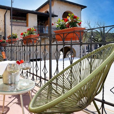 Albergo All'Ancora Garda  Eksteriør billede
