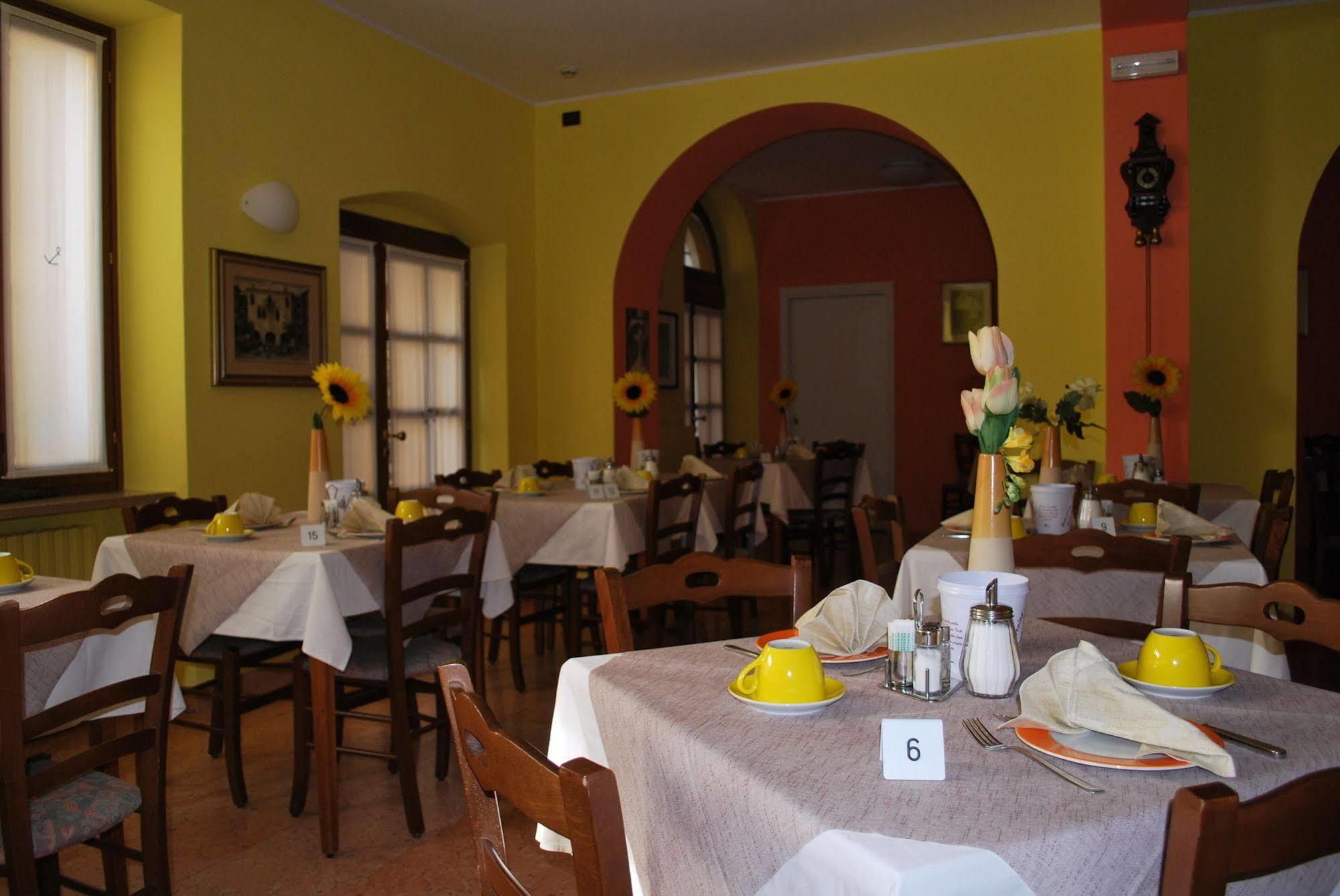 Albergo All'Ancora Garda  Eksteriør billede